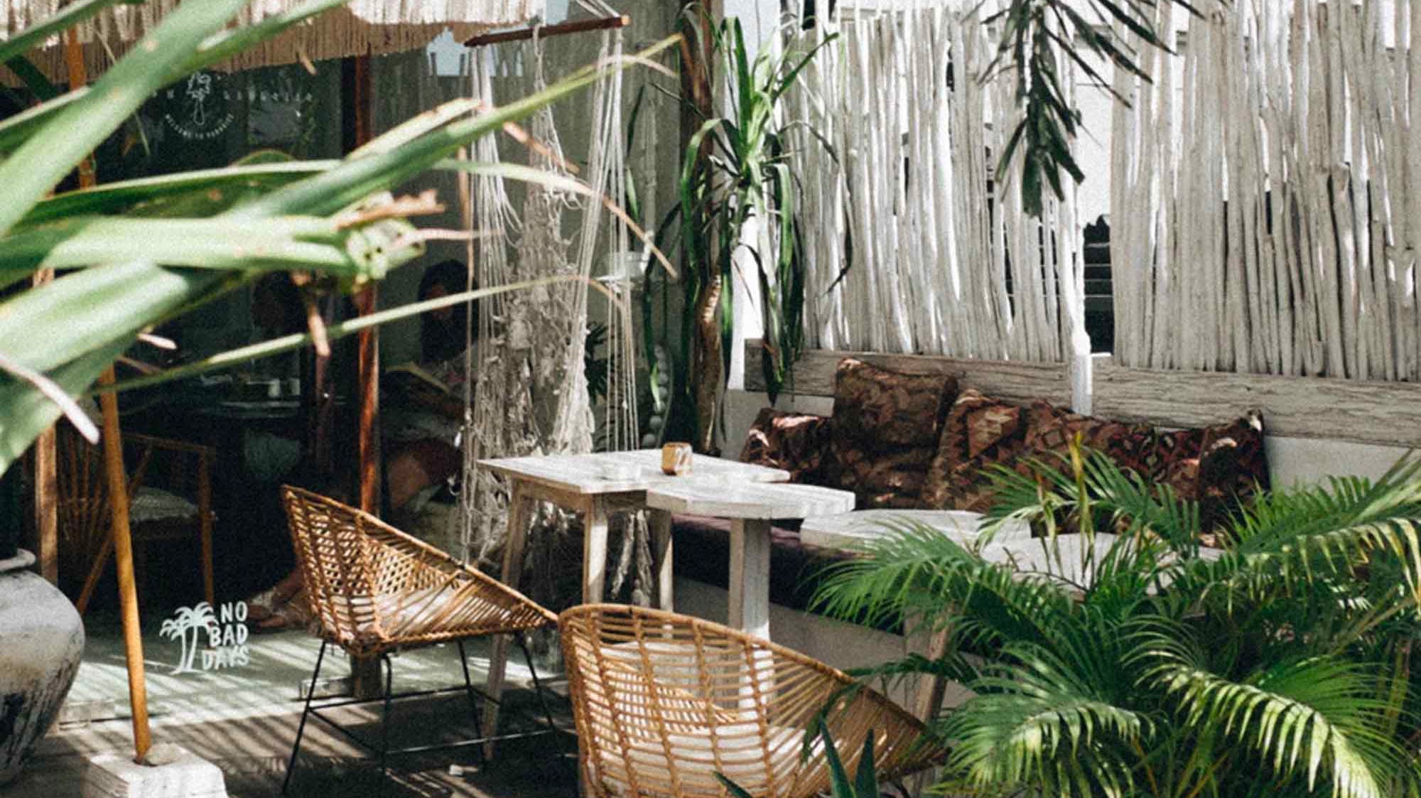 5 tendencias en decoración para este verano 2021 con marcas españolas y nuestro papel pintado autoadhesivo. - vinilaroom