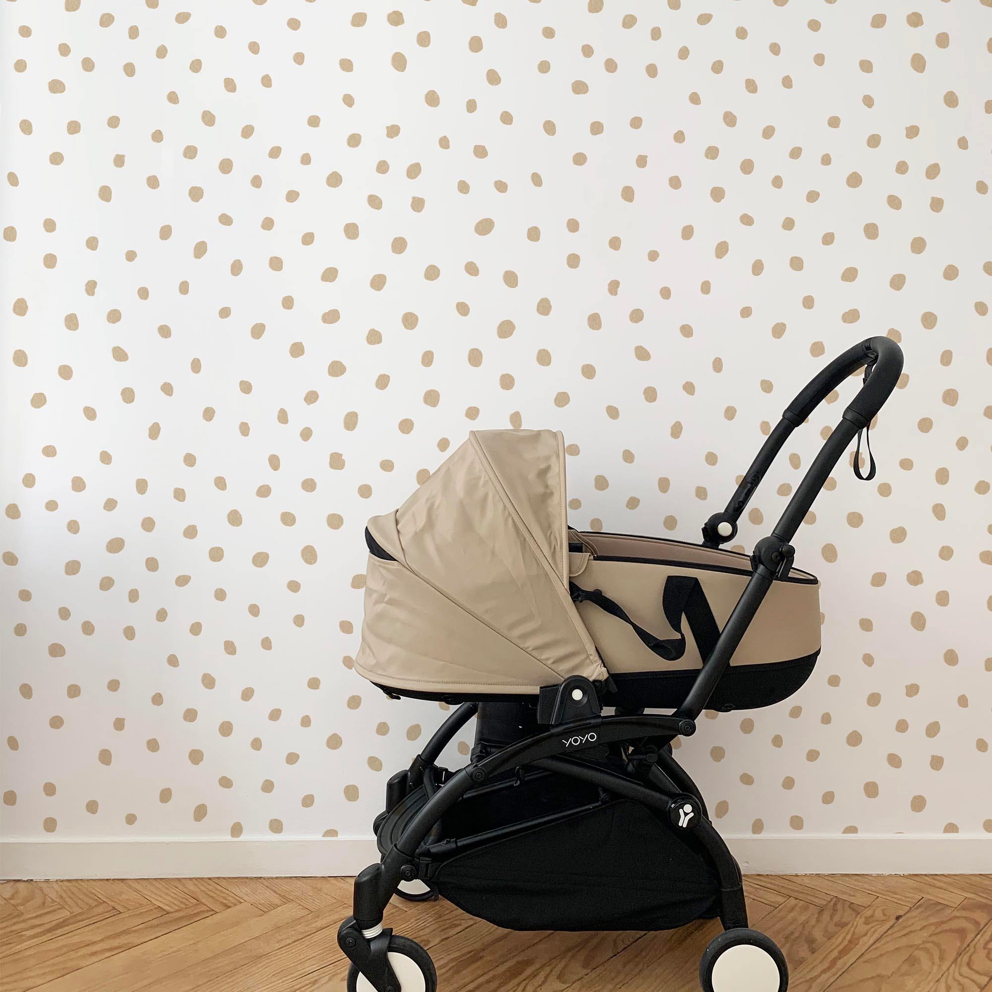 Puntos Irregulares. Papel de Vinilo Autoadhesivo. Disponible en varios colores - vinilaroom